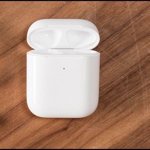 Airpods 2nd Generation Charging Case